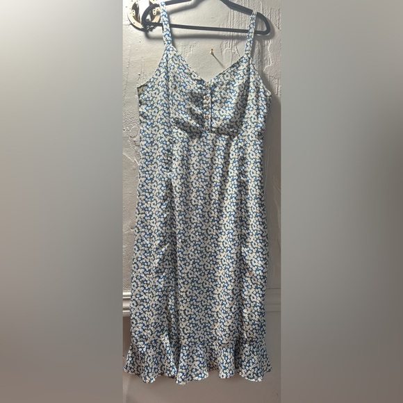 Lulu's Blue and White Floral Midi Dress - Picture 14 of 15